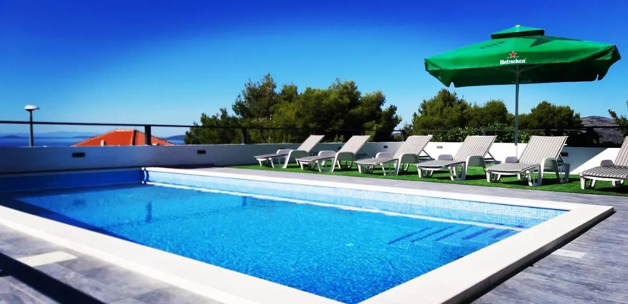 Villa Confido Luxury Apartment 01 سيغيت دونيي كرواتيا