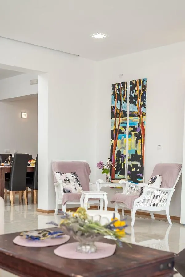 Villa Confido Luxury Apartment 01 سيغيت دونيي