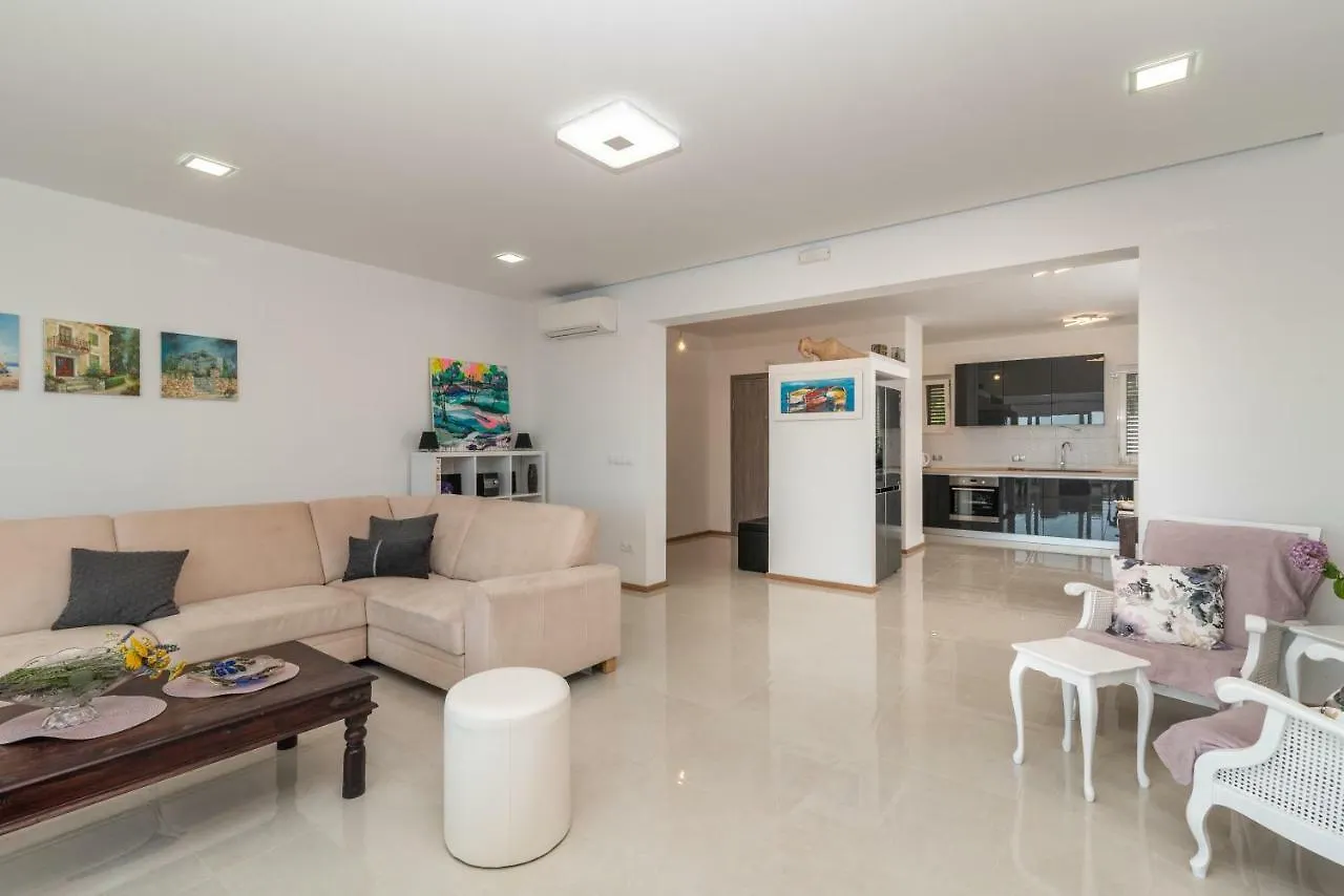 Villa Confido Luxury Apartment 01 سيغيت دونيي 0*,  كرواتيا