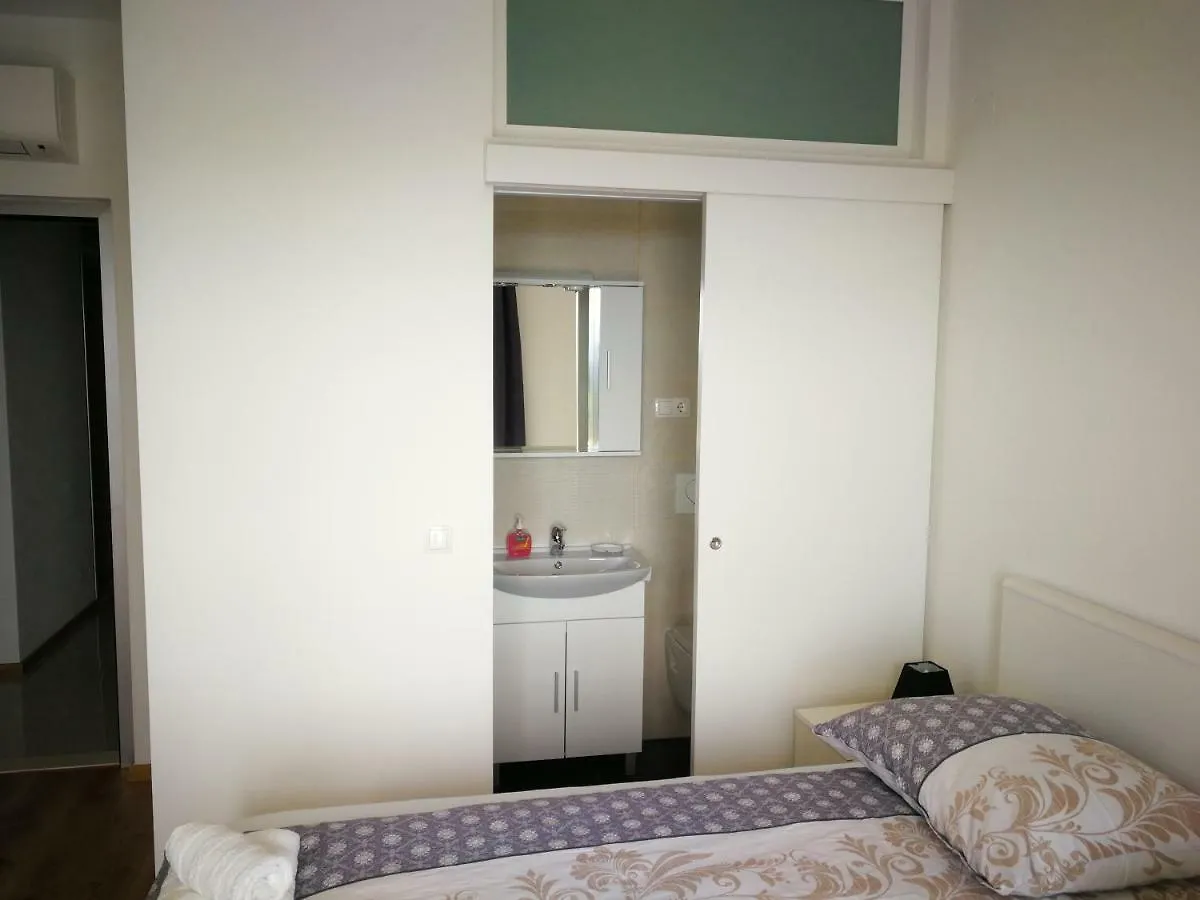 Villa Confido Luxury Apartment 01 Donji Seget 0*,