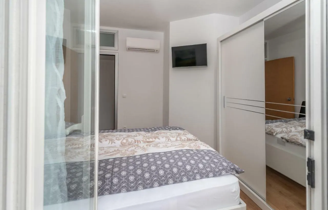 Villa Confido Luxury Apartment 01 سيغيت دونيي